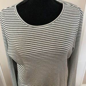 Orvis long sleeve top